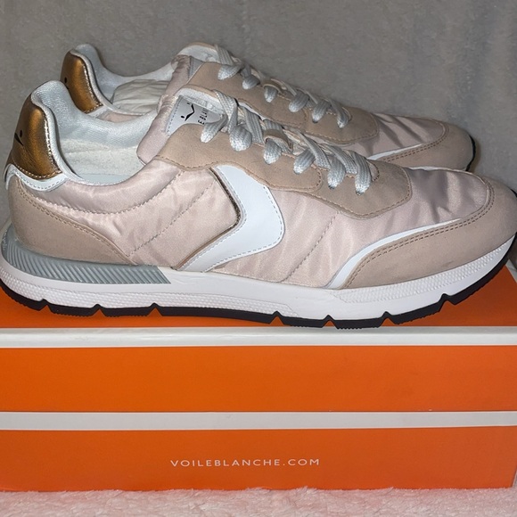 NWT VOILE BLANCHE STORM 015 WOMAN
Suede And Technical Fabric Peach-White Sneaker - Picture 12 of 16